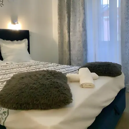 Alameda River And Mountain View Flat Apartment Lisbon