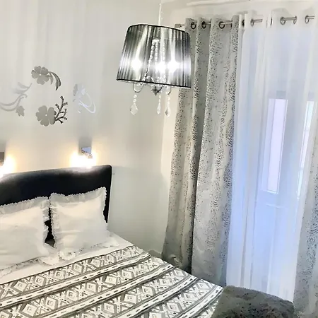 Alameda River And Mountain View Flat Apartment Lisbon